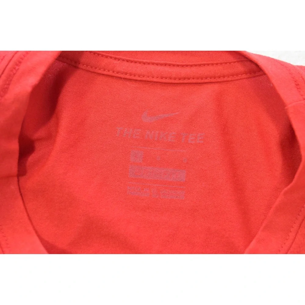 Nike T-Shirt Mens Large Red Cincinnati Reds Mustache Graphic Dri-FIT